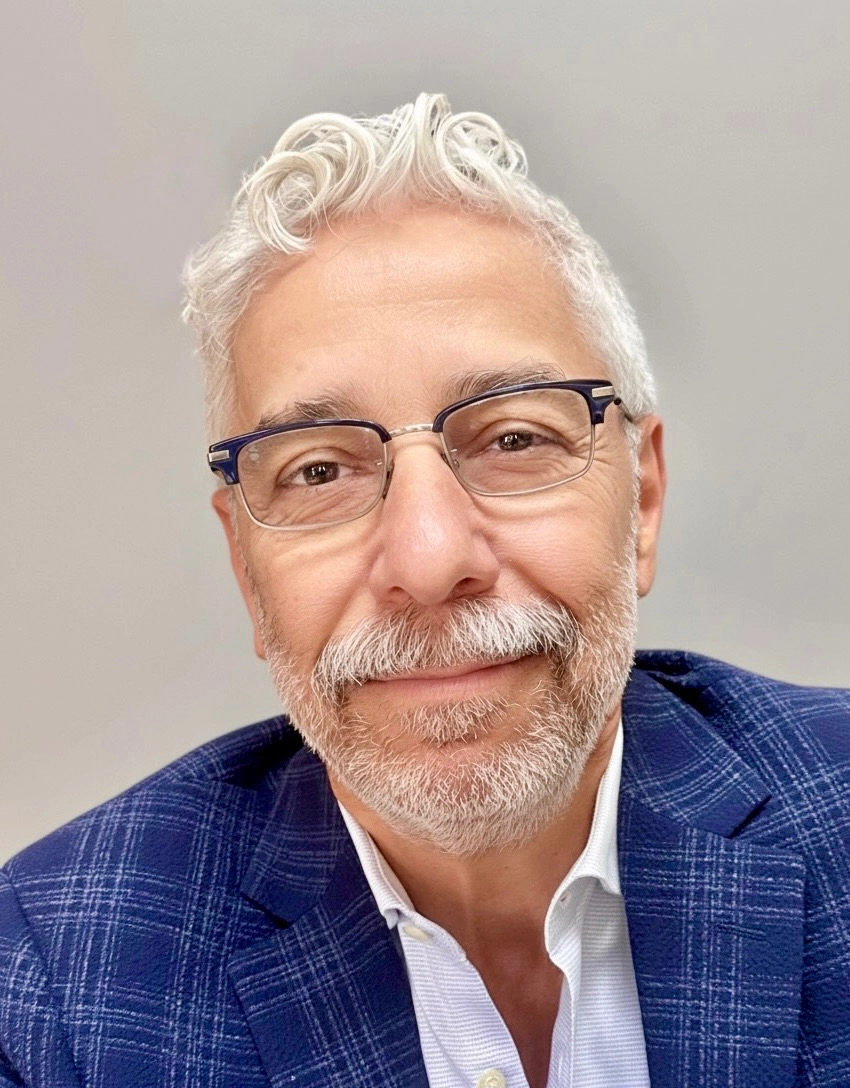 Gregory Catsaros Headshot